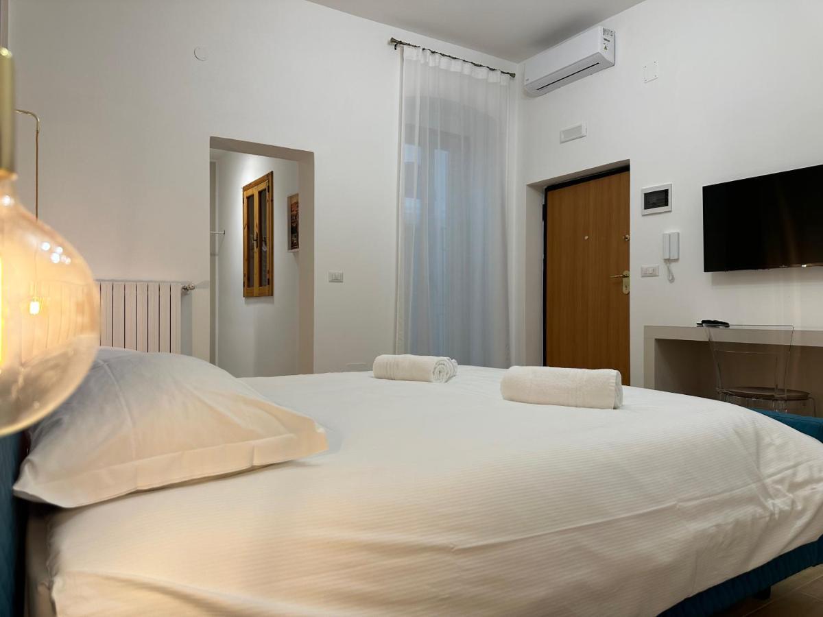 Nouvelle Vag - Apartment & Room Trani Εξωτερικό φωτογραφία