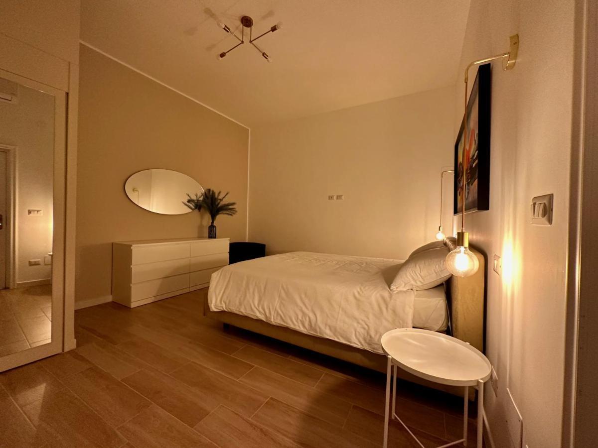 Nouvelle Vag - Apartment & Room Trani Εξωτερικό φωτογραφία